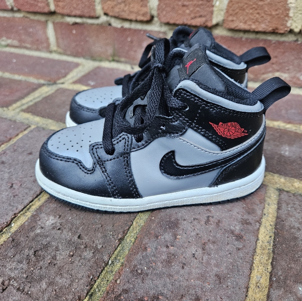Jordan Kids Sneakers Black and Gray